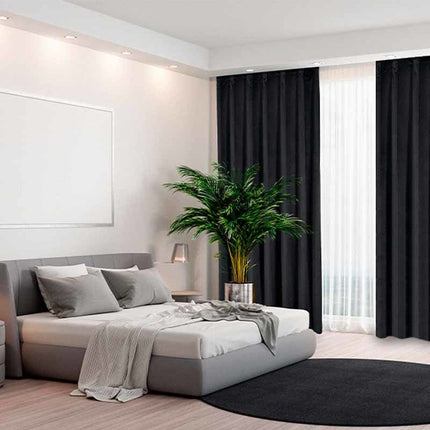 Fresh and Co Velvet Gordijnen - 150 of 300 cm - Ringen - Zwart